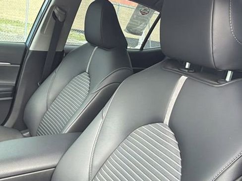 Certified 2023 Toyota Camry SE FWD image 18