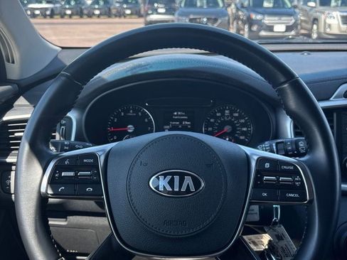 Used 2019 Kia Sorento AWD w/ LX Convenience Package image 14