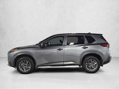 Used 2023 Nissan Rogue S FWD image 9