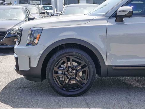 Certified 2025 Kia Telluride EX X-Line AWD/4WD image 9