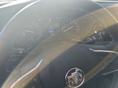 Used 2023 Buick Envision Essence image 17