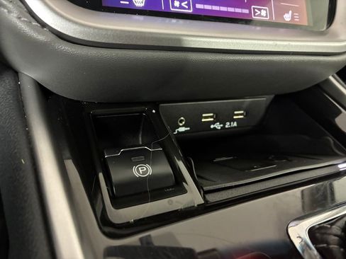 Used 2020 Subaru Outback Onyx Edition XT w/ Popular Package #2 image 13