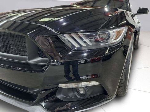Used 2016 Ford Mustang Premium RWD image 9