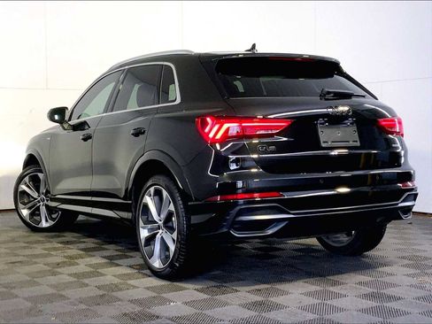 Used 2021 Audi Q3 2.0T Premium image 3