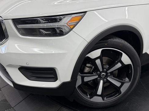 Used 2020 Volvo XC40 T5 Momentum w/ Protection Package Premier AWD/4WD image 5