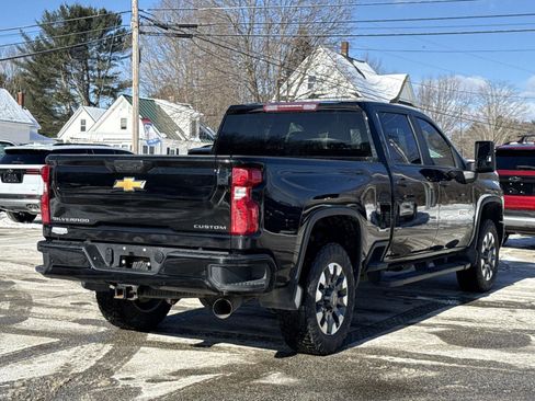 Used 2025 Chevrolet Silverado 2500 Custom w/ Custom Value Package image 10