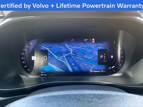 Certified 2026 Volvo XC40 B5 Plus AWD/4WD image 31