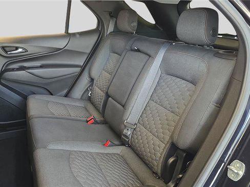 Used 2020 Chevrolet Equinox LT FWD image 18