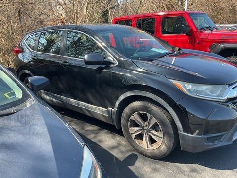 Used 2018 Honda CR-V LX image 4