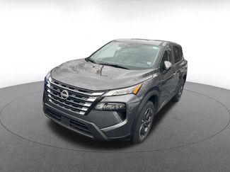 Used 2025 Nissan Rogue SV video 2