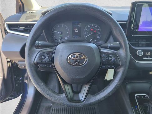 Used 2025 Toyota Corolla LE FWD image 13
