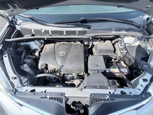 Used 2020 Toyota Sienna LE FWD image 19