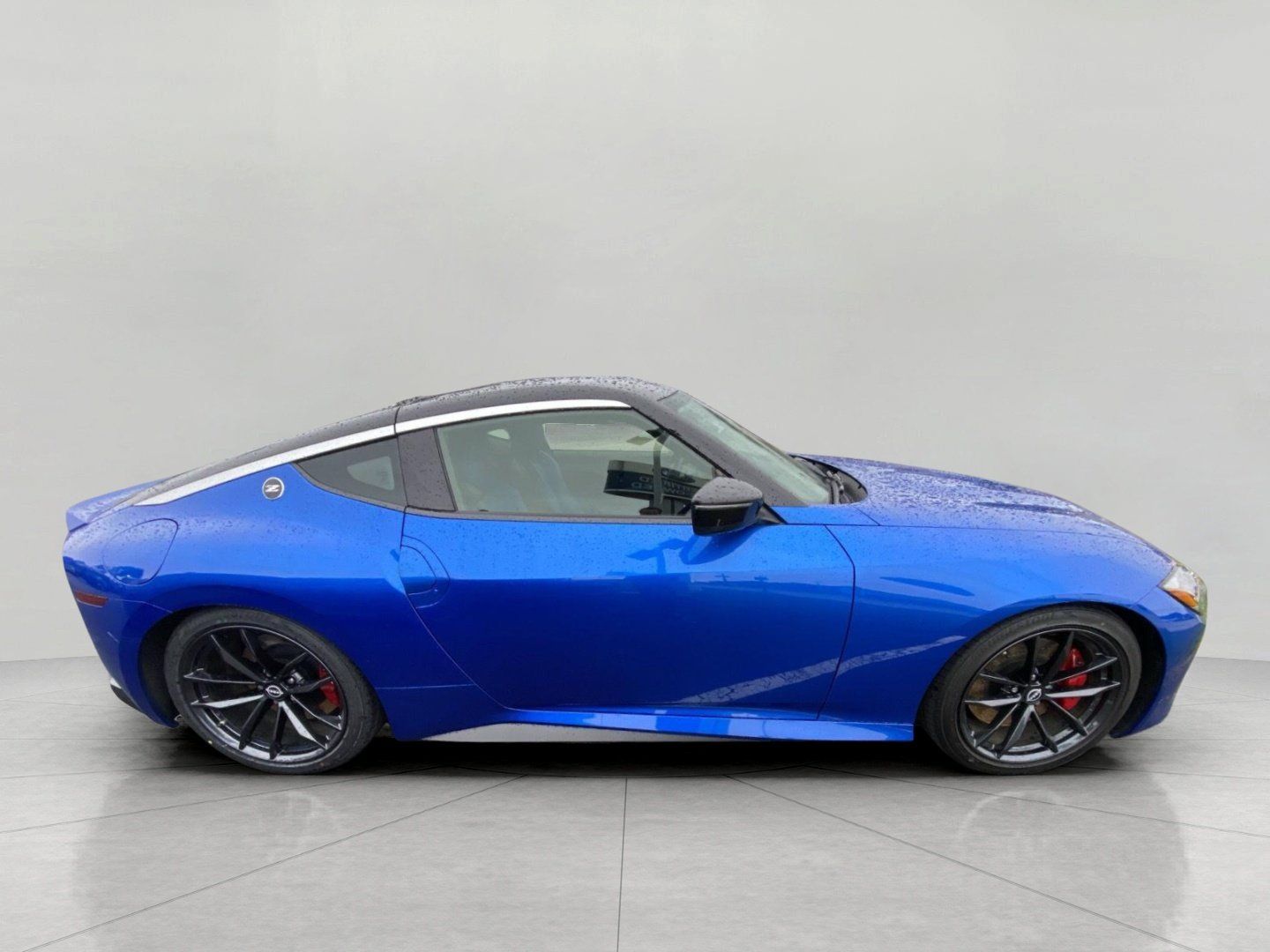 Used 2024 Nissan Z Performance w/ Floor Mat Package RWD image 7