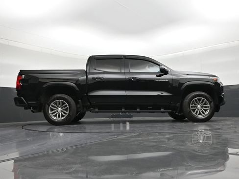 Used 2025 Chevrolet Colorado LT RWD image 25