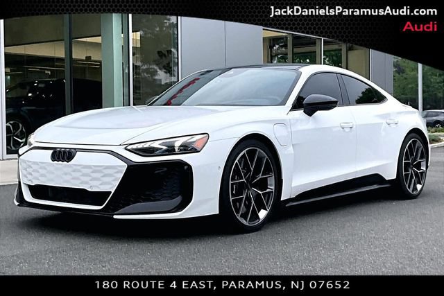 Used 2025 Audi RS e-tron GT performance w/ 21" Wheel Package AWD/4WD image 1