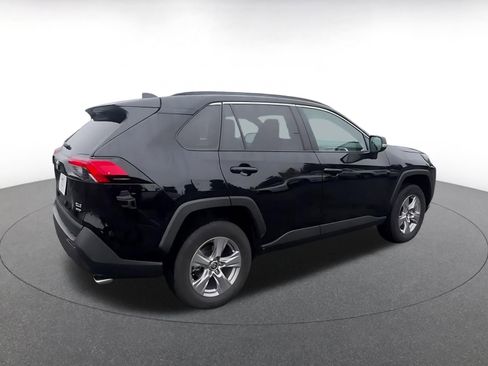 Used 2025 Toyota RAV4 XLE image 15