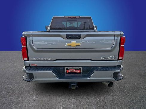 Used 2025 Chevrolet Silverado 2500 High Country w/ High Country Premium Package image 6