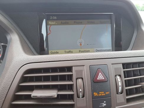 Used 2011 Mercedes-Benz E 350 Cabriolet image 18