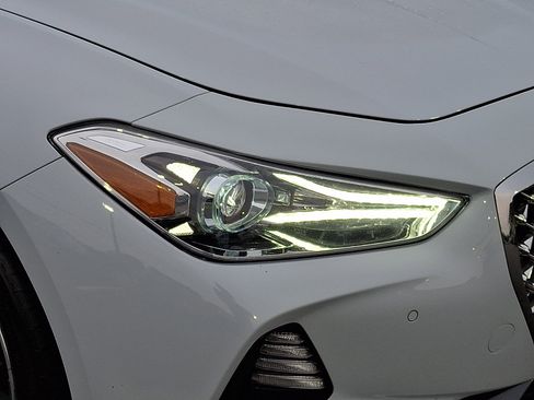 Used 2020 Genesis G70 2.0T w/ Prestige Package AWD/4WD image 9