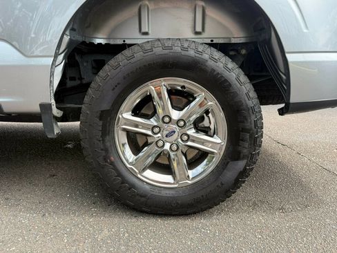 Used 2025 Ford F150 XLT w/ Equipment Group 301A Standard AWD/4WD image 8