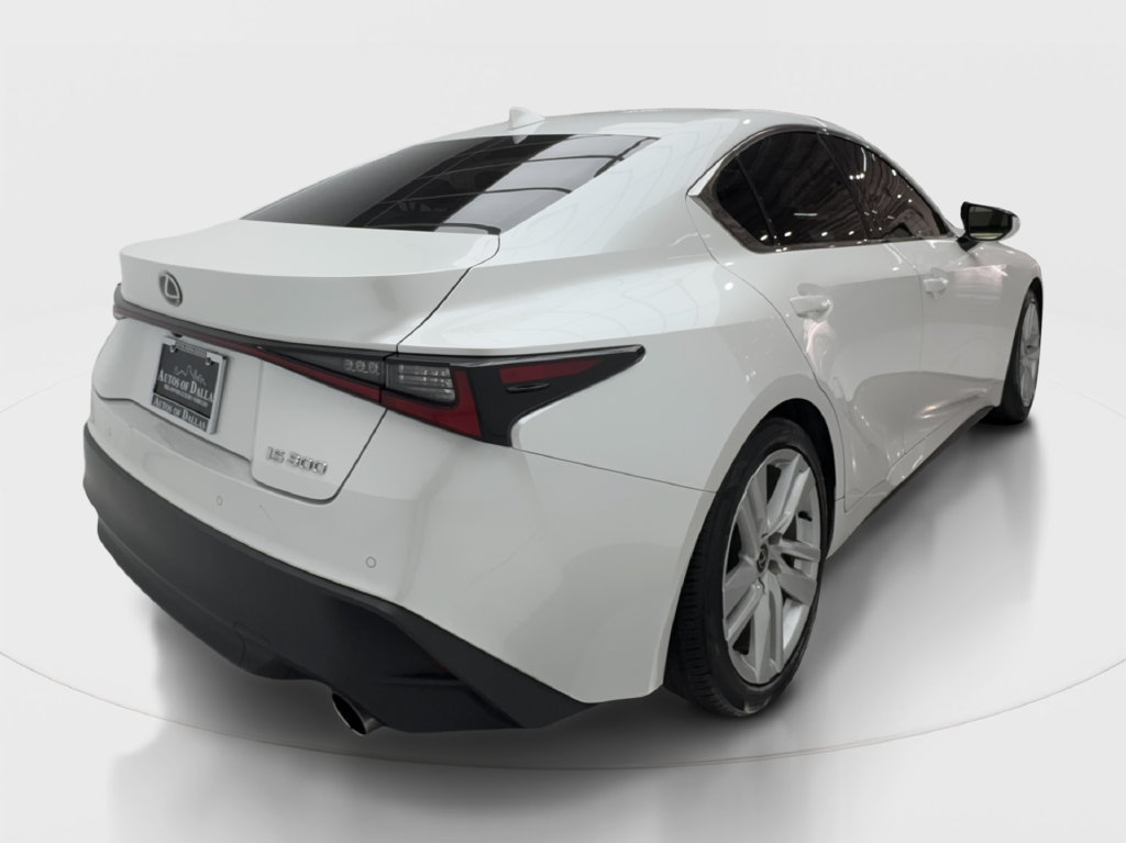 Used 2023 Lexus IS 300 w/ Comfort Package RWD image 8