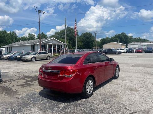 Used 2011 Chevrolet Cruze LT FWD image 5