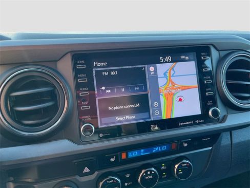 Used 2022 Toyota Tacoma TRD Off-Road image 13