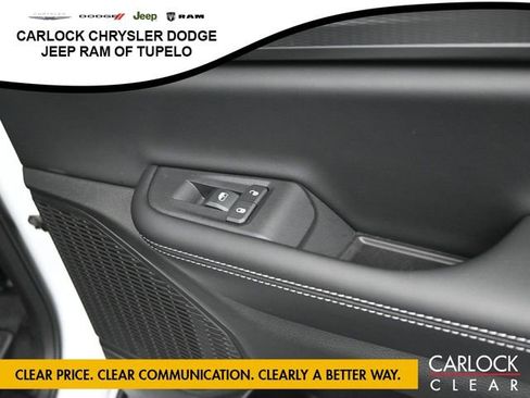 New 2025 Jeep Grand Cherokee Altitude image 33