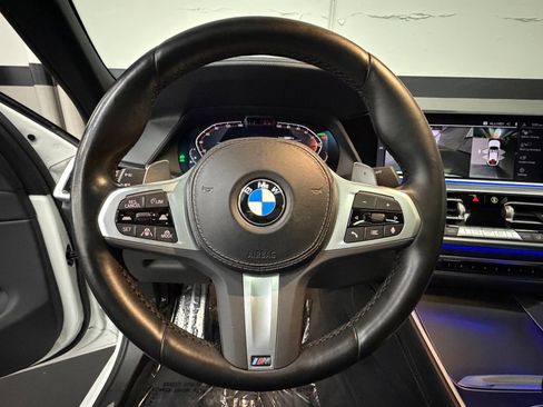 Used 2023 BMW X6 xDrive40i w/ M Sport Package AWD/4WD image 29