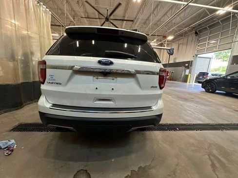 Used 2019 Ford Explorer Limited w/ Ford Safe & Smart Package AWD/4WD image 5