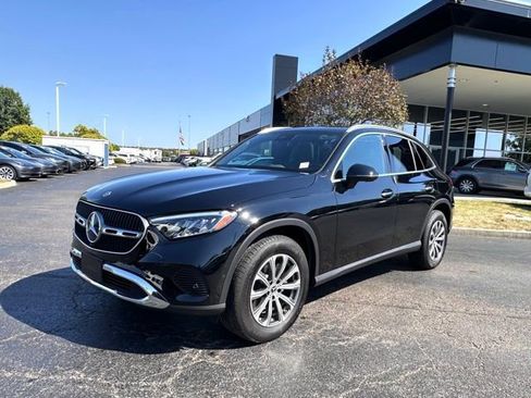 Used 2024 Mercedes-Benz GLC 300 4MATIC image 4