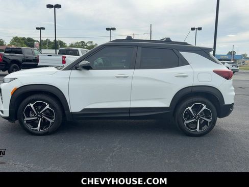 Used 2021 Chevrolet TrailBlazer RS w/ Technology Package FWD image 5