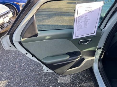 Certified 2025 Kia K4 EX image 12