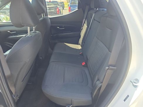 Used 2022 Hyundai Santa Cruz SE AWD/4WD image 15