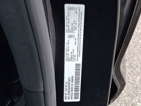 New 2026 Chrysler Pacifica Limited w/ S Appearance Package image 11