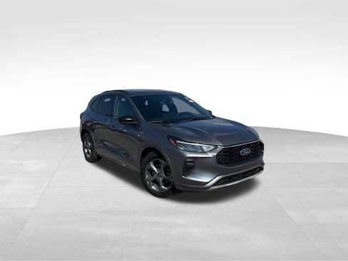 Used 2023 Ford Escape ST-Line w/ Tech Pack #1 FWD image 8
