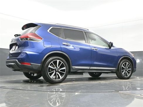 Used 2020 Nissan Rogue SL w/ Premium Package image 27