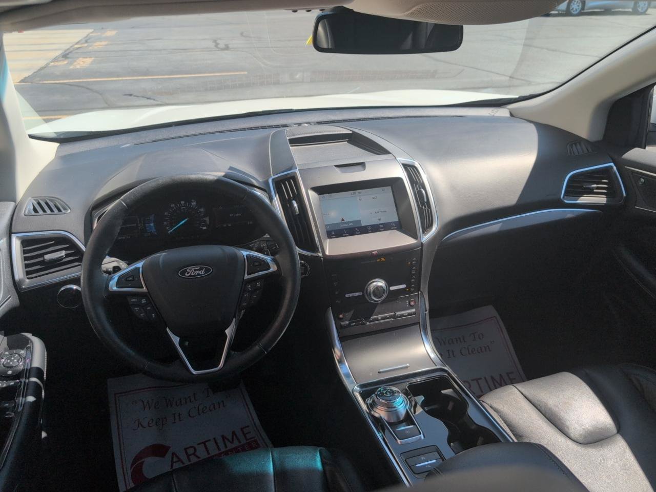 Used 2020 Ford Edge Titanium w/ Cargo Accessory Package AWD/4WD image 17