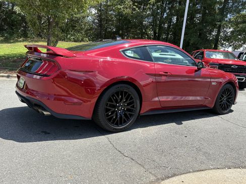 Used 2020 Ford Mustang GT Premium w/ GT Performance Package RWD image 5