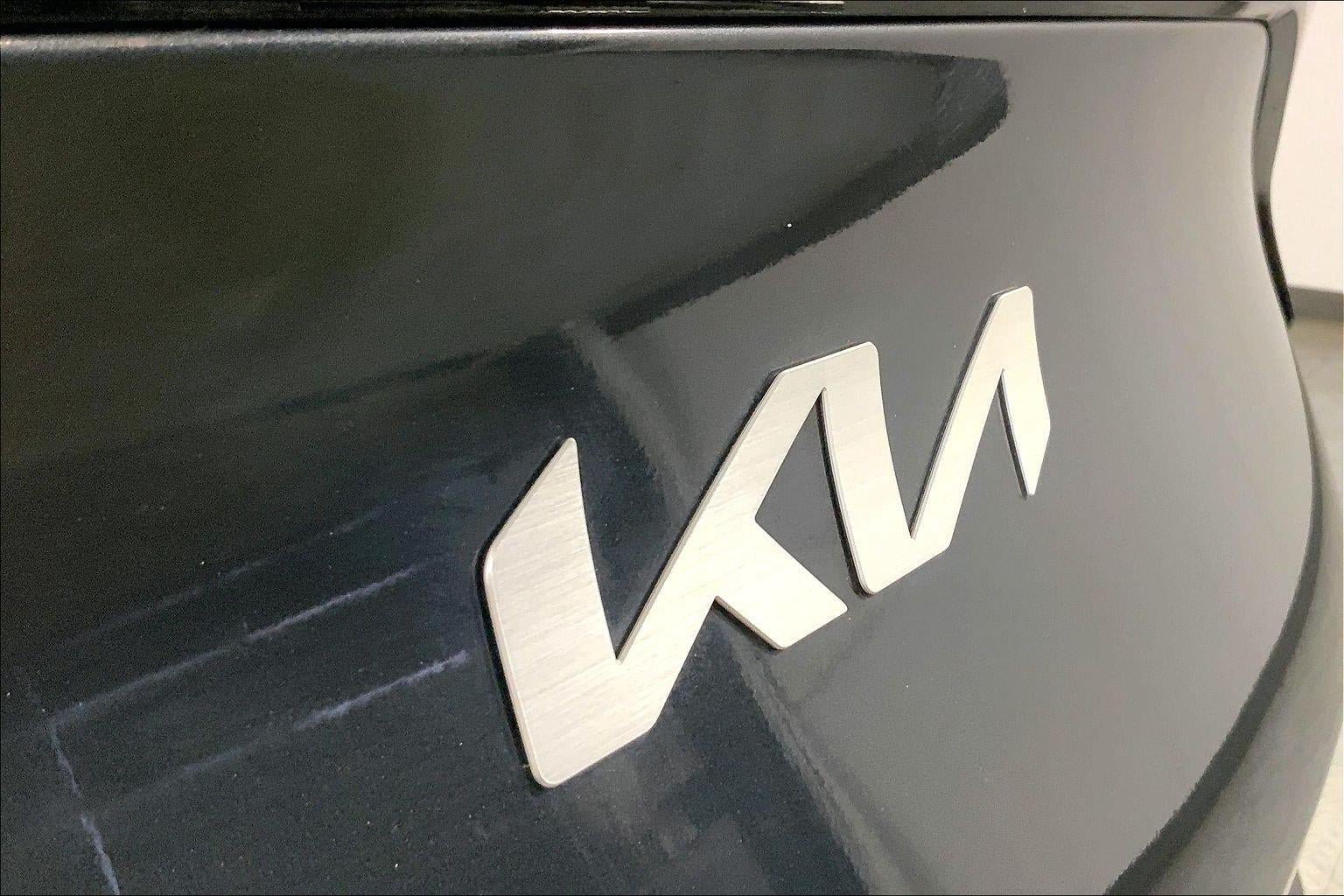 Used 2025 Kia Sportage EX FWD image 29