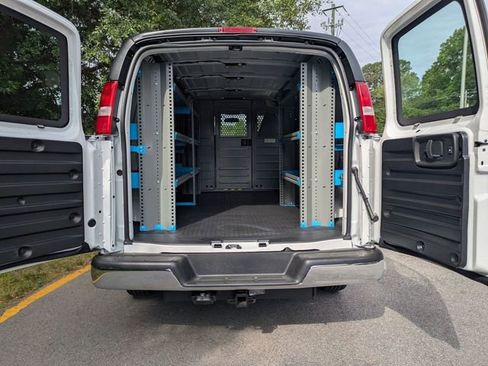 New 2026 Chevrolet Express 2500 w/ Driver Convenience Package RWD image 19