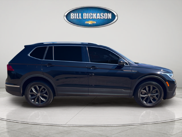 Used 2023 Volkswagen Tiguan SE AWD/4WD image 9