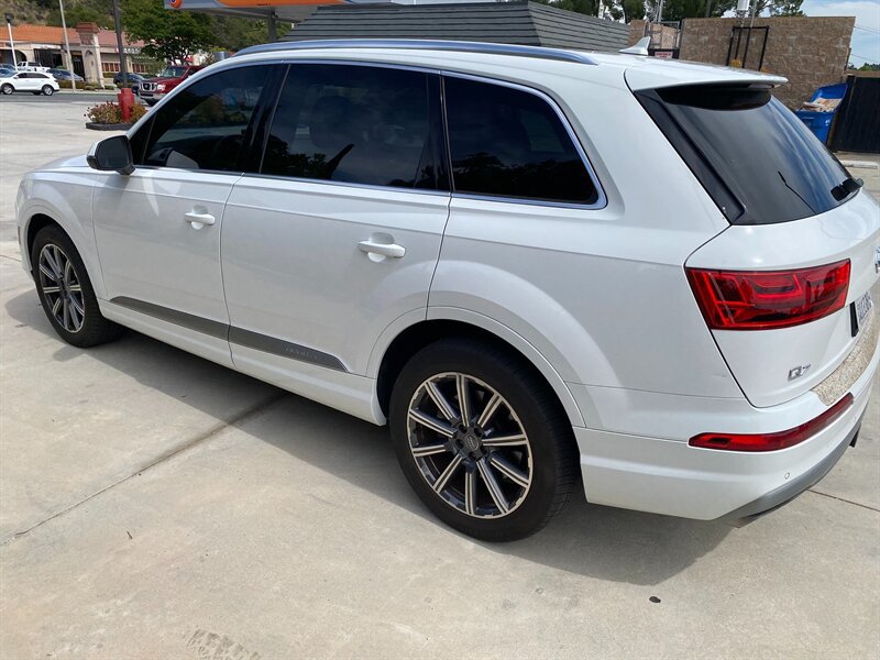 Used 2017 Audi Q7 3.0T Premium Plus AWD/4WD image 12