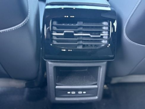 Certified 2023 Volkswagen ID.4 Pro image 14