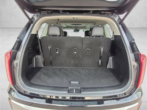 Used 2025 Kia Telluride S FWD image 19