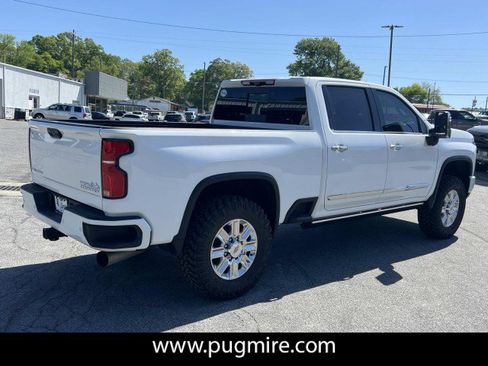 Used 2025 Chevrolet Silverado 2500 High Country w/ High Country Premium Package image 7