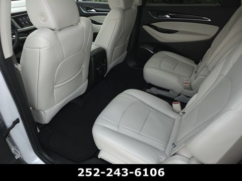Used 2023 Buick Enclave Essence w/ Experience Buick Package FWD image 29