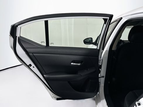 Used 2023 Nissan Sentra SV image 25