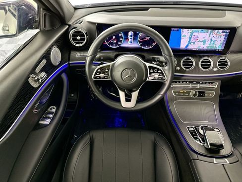 Used 2020 Mercedes-Benz E 350 Sedan image 23