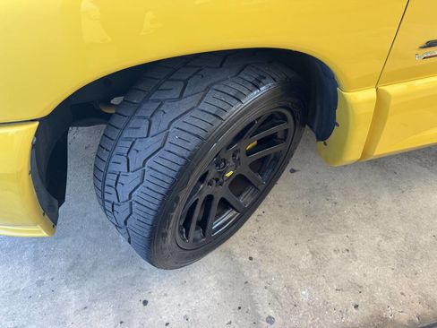 Used 2005 Dodge Ram 1500 Truck Base 2dr Regular Cab RWD SB image 9